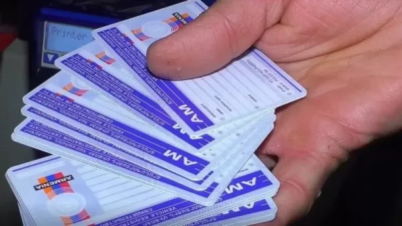 Կաշառքի դիմաց վարորդական իրավունքի վկայականներ են ստացել. 28 անձի մեղադրանք է առաջադրվել