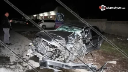 Բախվել են Mercedes-ն ու քարով բարձված ЗИЛ-ը. վերջինս կողաշրջվել է, քարերը մասամբ փակել են ճանապարհը. կա 4 վիրավոր