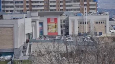 «Դալմա գարդեն մոլ»-ը առանց շինթույլտվության ընդլայնում են․ հիմքերն են փորվում.  «Հետք»