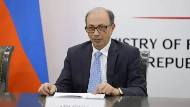 Պետք է ուշադրությունը կենտրոնացնել տարածաշրջանում Թուրքիայի բացասական դերի վրա. Արա Այվազյանը՝ Le Monde-ին