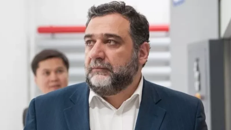 Ռուբեն Վարդանյանը քննում է պաշտոնյաներին․ «Հրապարակ»