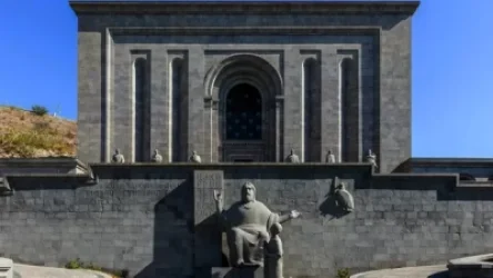 Մատենադարանը հերքում է արաբատառ ձեռագիր մատյանների անհետացման և վաճառքի մասին տեղեկությունը