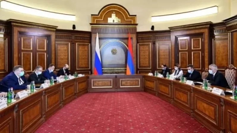 Meeting of Armenian and Russian Deputy Prime Ministers Held in Yerevan