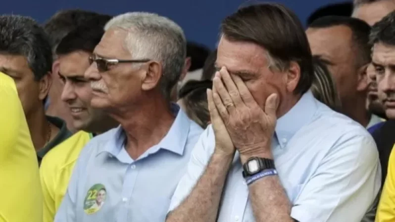 Ընտրություններում պարտված Բոլսոնարուն հրաժարվել է շփվել նախարարների հետ և պառկել է քնելու