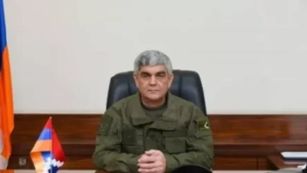 Վիտալի Բալասանյանն աշխատանքային խորհրդակցություն է անցկացրել