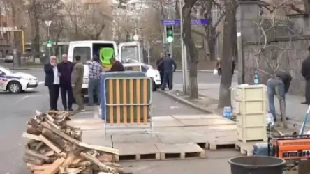 Հայրենիքի փրկության շարժումը ազատում է Դեմիրճյան փողոցը. այն արդեն բացվել է երթևեկության համար