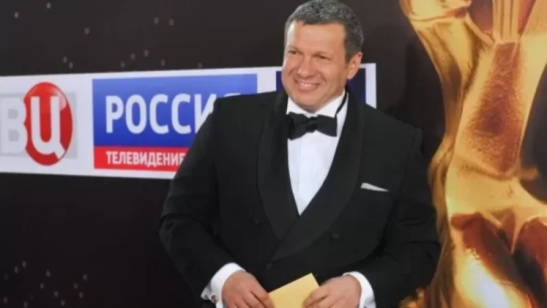 Photo: Solovyov Congratulates Armenians in Armenian on Easter
