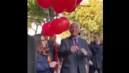 ՏԵՍԱՆՅՈՒԹ․ Ընդդիմադիր պատգամավորը փողոցում մոտեցավ Վահագն Խաչատուրյանին և փուչիկ տվեց