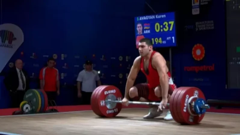 Կարեն Ավագյանը պոկում վարժությունում փոքր ոսկե մեդալ նվաճեց