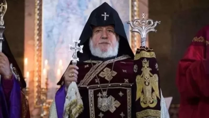 Պուտինը պարգևատրել Գարեգին Երկրորդին