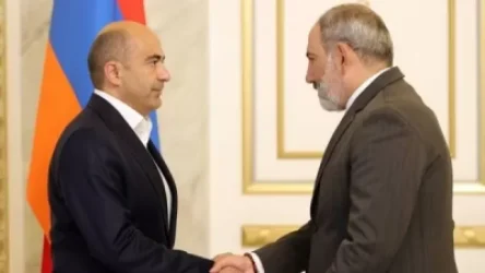 Մարուքյանը շնորհավորել է Նիկոլ Փաշինյանին