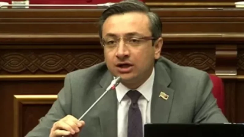 Ասացիք՝ կապիտուլյացիա չի ստորգրվի՝ ստորագրեցիք. չի զգացվում, որ պատերազմում Ձեզ մեղավոր եք զգում. Գորգիսյանը՝ վարչապետին