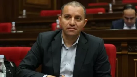 Վահան Քերոբյա՞նը, թե՞ վարորդն է ենթարկվել վթարի․ Tert