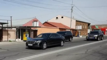 Փաշինյանի կորտեժը անցում է Արտաշատը. Նա ուղևորվում է Սյունիք 168