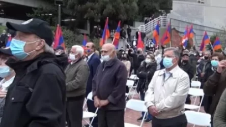 ԱՄՆ-ի Գլենդել քաղաքում անցկացվել է մոմավառություն ՝ ի հիշատակ Հայոց ցեղասպանության զոհերի