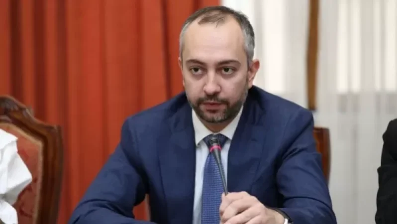 «Փաստաթղթում կա միջանցքի մեկ ձևակերպում». Աղաջանյանը` Բաքվի հետ տարաձայնությունների մասին