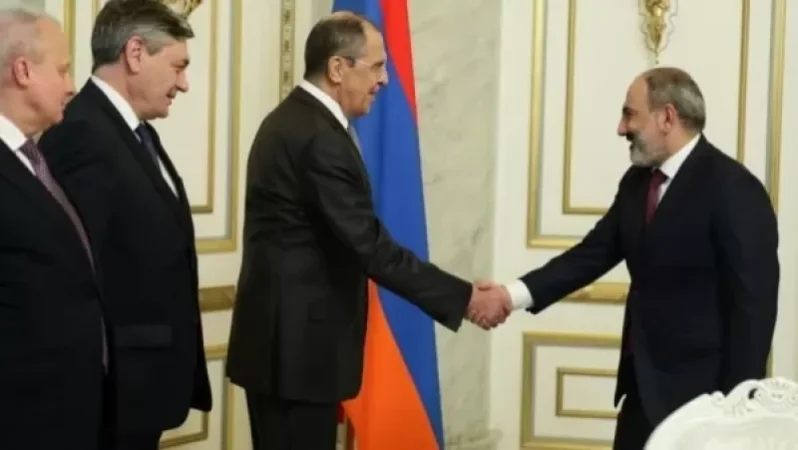 Հանդիպել են Նիկոլ Փաշինյանն ու Սերգեյ Լավրովը