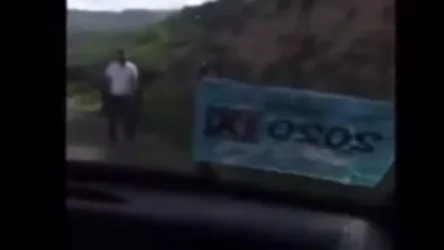 ՏԵՍԱՆՅՈՒԹ. Շոշից Շուշի տանող ճանապարհին ադրբեջանցիները կանգնեցնում են մեքենաներն ու ազատ զբոսնում Արցախի տարածքում. ահազանգ