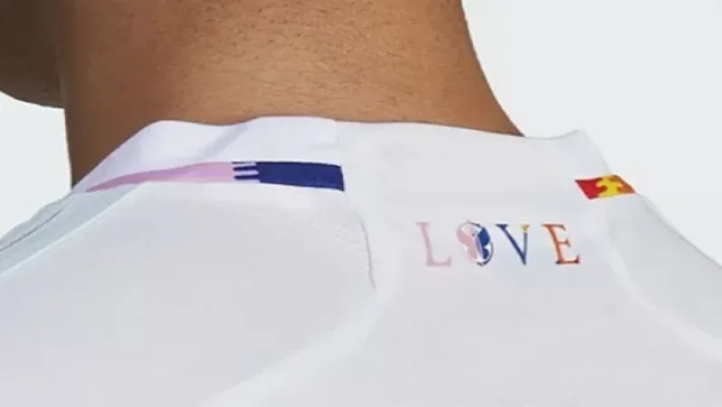 ՖԻՖԱ-ն Բելգիայից պահանջել է հեռացնել «սեր» բառը մարզաշապիկներից