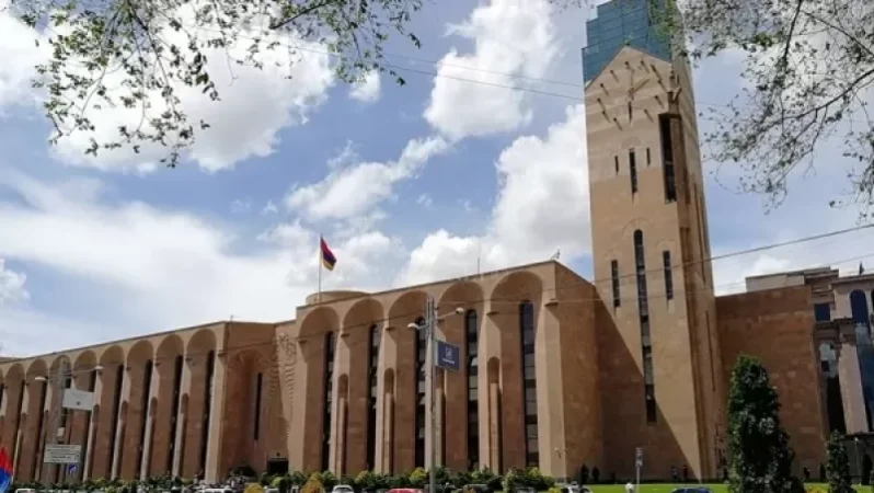 Երևանի քաղաքապետարանը պարզաբանում է հասարակական տրանսպորտի աշխատանքի հետ կապված խնդիրը