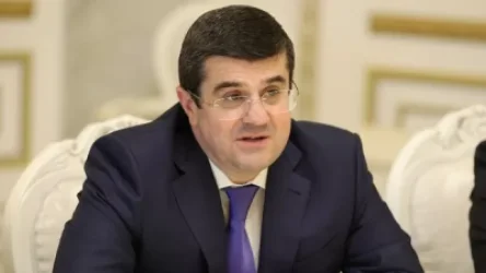 Արայիկ Հարությունյանը Դավիթ Բաբայանին և 8 այլ նախարարների ազատել է պաշտոնից