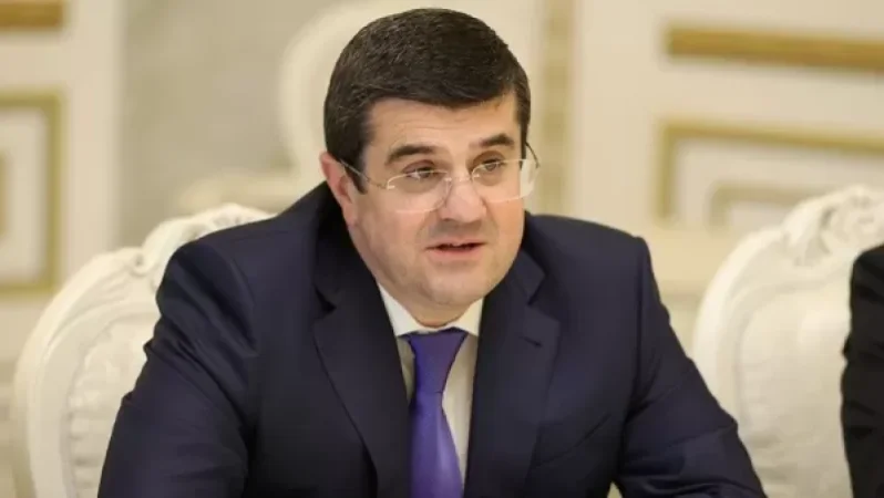 Հարությունյանը պարզաբանել է` ինչու է ՍԴ փոփոխության նախագիծը հանել շրջանառությունից