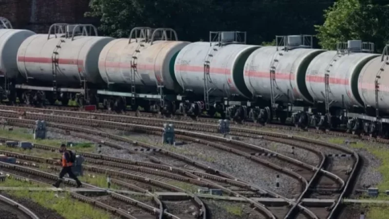 Ռուսական նավթի գների վերին շեմի սահմանման շուրջ ԵՄ երկրների միջև բանակցությունները փակուղի են մտել