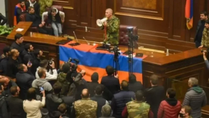 Հրադադարի հայտարարությանը հաջորդած զանգվածային անկարգությունների փաստերով քրգործով կա 54 մեղադրյալ