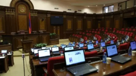 ԱԺ «Իմ քայլը» խմբակցությունը տապալեց ՀՀ սահմանների վերաբերյալ հայտարարության ընդունումը