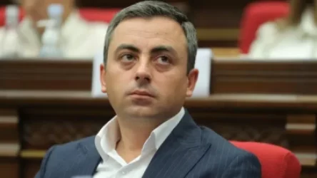 Սաղաթելյանը մանդատը վայր կդնի՞. պատգամավորը պատասխանում է