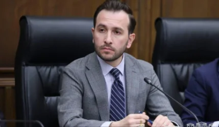 100 տարի անց կրկին Դաշնակցությունն անելիք չունի այլևս. Կոնջորյանը՝ ընդդիմությանը