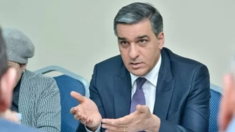 «Վաղ առավոտից լրագրողներն ահազանգում են ՄԻՊ գրասենյակ». պաշտպանի աշխատակազմ