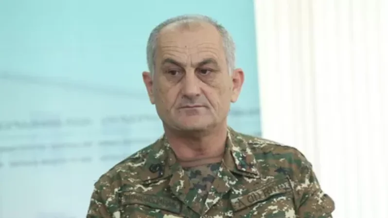 Ստեղծված իրավիճակից դուրս գալու թիվ մեկ հրամայականը «զինված ուժերի մարտունակության վերականգնումն է». Սենոր Հասրաթյան