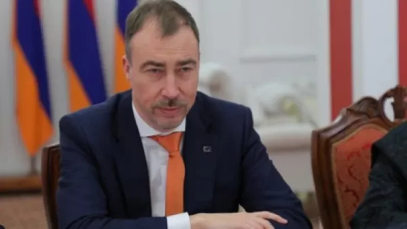 Տոյվո Կլաարը Երևանից մեկնում է Ստամբուլ