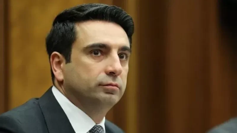 Ալեն Սիմոնյանին վիրահատում են