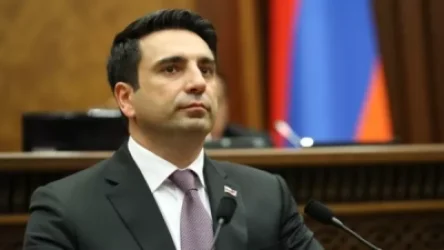 «Ոստիկաններին էլ գրկեցիք, էլ բրդեցիք, էլ հարվածեցիք, էլ վիրավորեցիք, ինչ հնարավոր էր՝ արեցիք». Սիմոնյան