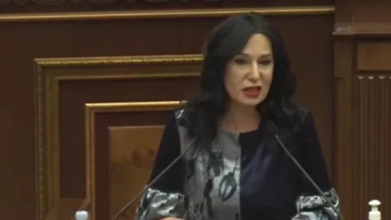 Սանիտարը և բաժնի պետը,  ըստ էության, մեղավոր չեն,քանի որ Կոտայքի դիահերձարանում ընդամենը 10 դիակի տեղ կա․ Զոհրաբյան