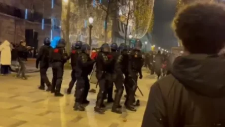 ՏԵՍԱՆՅՈՒԹ. Փարիզում ֆուտբոլասերների տոնակատարությունը վերածվել է զանգվածային անկարգության