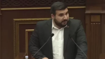 ՏԵՍԱՆՅՈՒԹ․ Քոչարյանը նույն խեղճ, մեքը ծուռ արարածն ու անձնավորությունն է, որ Լևոն Տեր-Պետրոսյանին ասում էր՝ ալբանացի եմ․ պատգամավոր