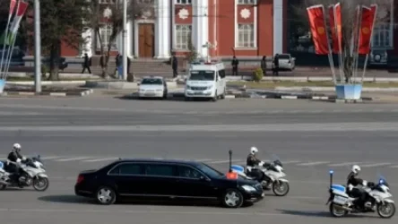 Ղրղզստանի նախագահի ավտոշարասյունը վթարի է ենթարկվել