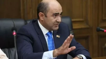 Ոչ թե ասում ենք՝ մեզ ձայն տվեք՝ գանք իշխանության, այլ ասում ենք՝ մեզ լիազորեք՝ երկու հակամարտող ուժերին բերենք հաշտության․ Էդմոն Մարուքյան