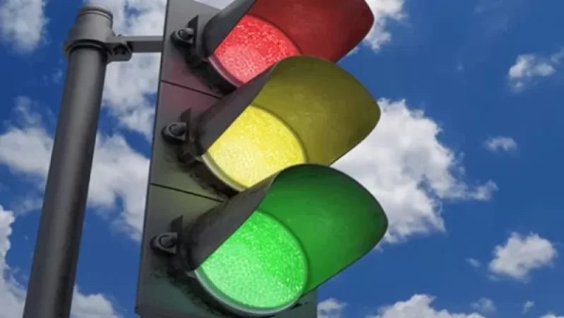 Կիևյան-Օրբելի խաչմերուկի լուսացույցները կտեղափոխվեն երթևեկելի մասի վերևի հատված