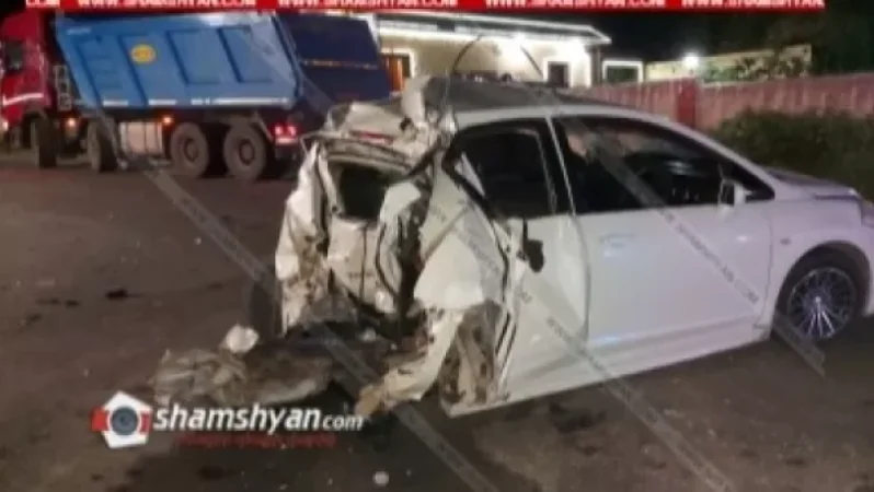 Սյունիքի մարզում բախվել են Nissan Tiida-ն ու Scania-ն. կան վիրավորներ