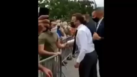 ՏԵՍԱՆՅՈՒԹ․ Էմանուել Մակրոնին ապտակել են Դրոմ դեպարտամենտ կատարած այցի ժամանակ