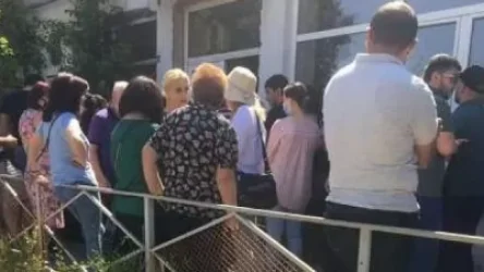 Հսկայական հերթեր են գոյացել ոստիկանության անձնագրային բաժիններում. Ռուբեն Մելիքյան