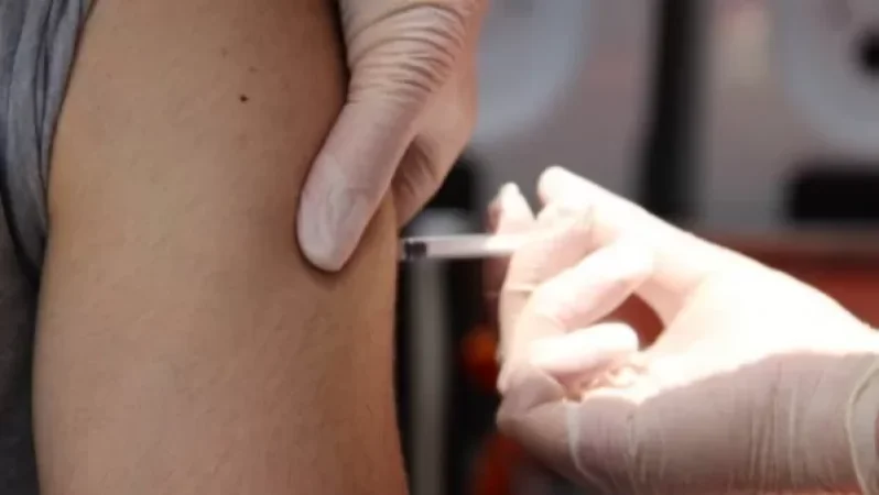 Հայաստանում օրական 1800-1900 հոգի պատվաստվում է կորոնավիրուսի դեմ․ նախարարի պաշտոնակատար