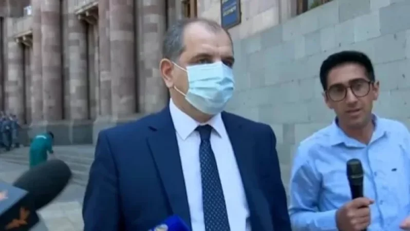 ԱԳՆ փոխնախարարը խոսել է հրաժարականի պատճառների մասին