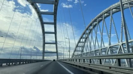 Մեքենաների շարժը Ղրիմի կամրջով ժամանակավորապես դադարեցվել է