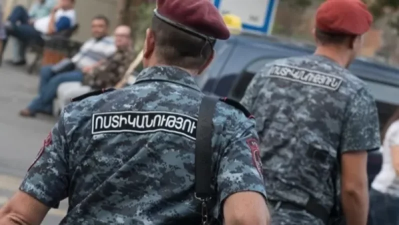 Կարմիր բերետավորները ներխուժել են «Հայաստան» դաշինքի՝ Փաշինյանի հավաքի վայրին մոտ գտնվող շտաբ. 5 մարդ բերման է ենթարկվել