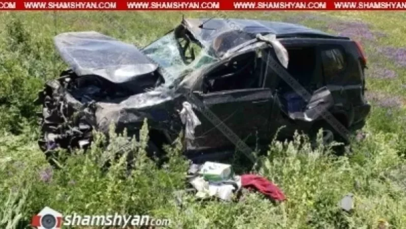 Խոշոր ավտովթար Սյունիքի մարզում. Արցախից Երևան ժամանելիս մեքենան բախվել է արգելապատնեշներին և 200 մետր գլորվել ձորը